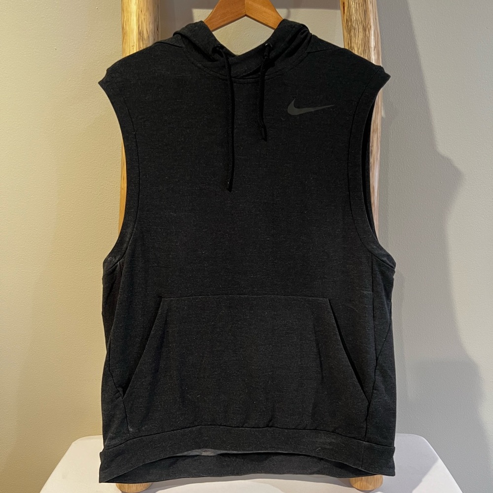 Nike Men’s Sleeveless Hoodie